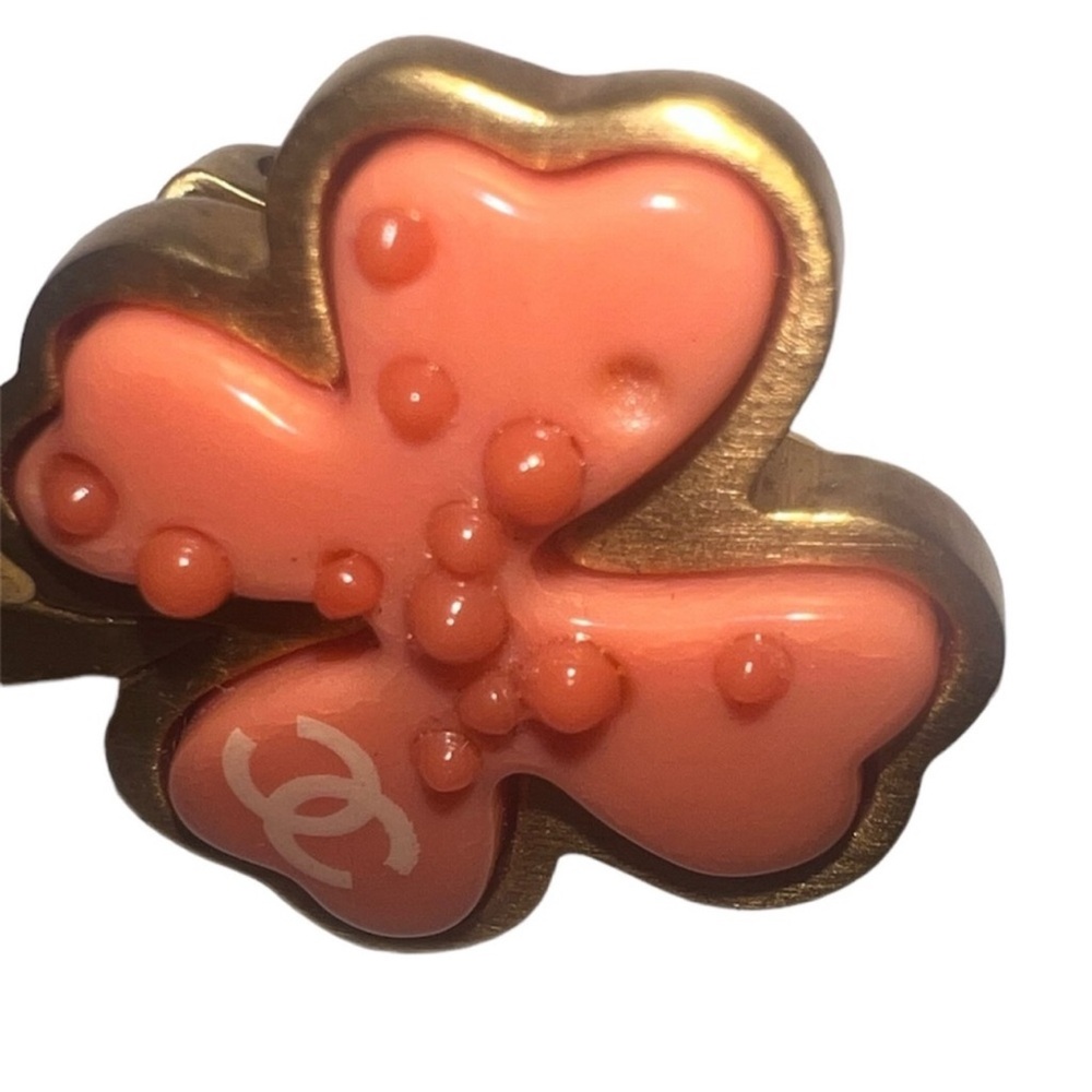 CHANEL CC Clover Clip On Earrings - Picture 12 of 12